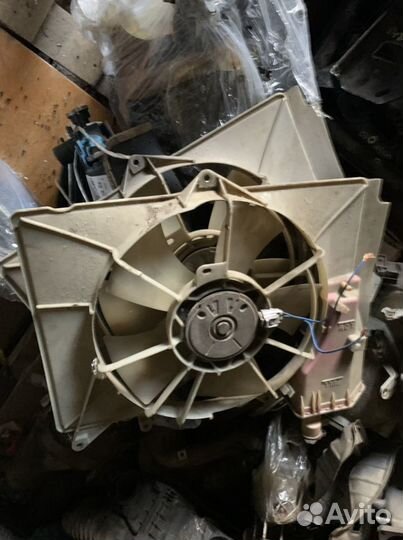 Вентилятор радиатора toyota xb xa vitz bb ist func