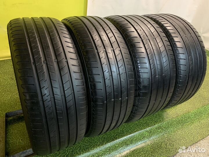 Bridgestone Alenza 001 245/40 R21 и 275/35 R21