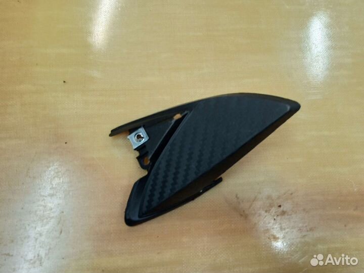 Suzuki GSX-R 600/750 11-19 г. Пластик поворотов