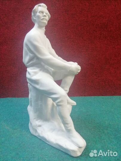 Статуэтка, бюст М. Горький СССР