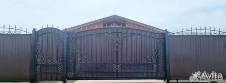 Кованные ворота и калитка