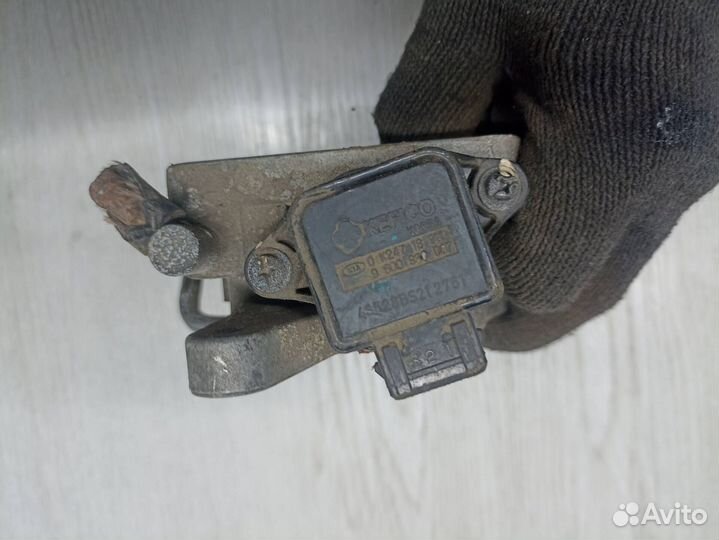 Дроссельная заслонка Kia Sportage 1