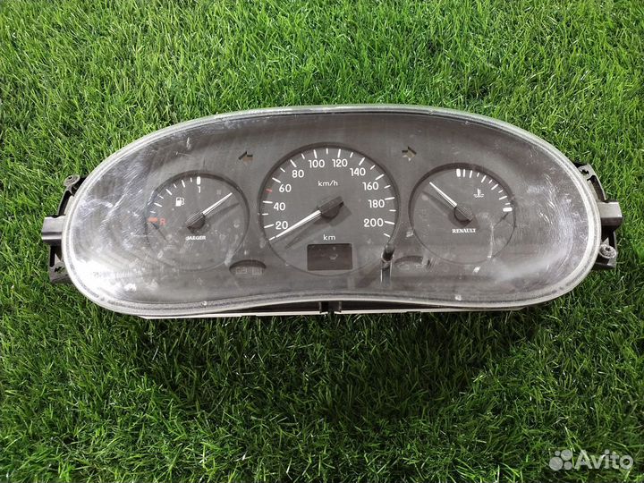 Панель приборов Renault Clio (BB) II
