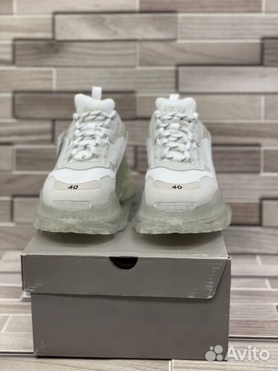 Кроссовки Balenciaga Triple-S Clear Sole White