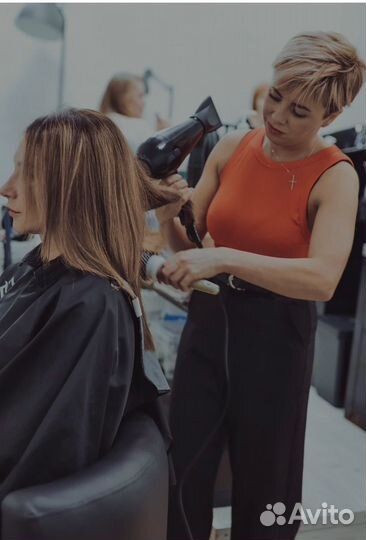 Аренда места парикмахера/ мастера по маникюру/пед