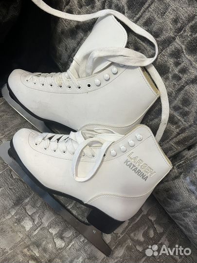 Коньки женские фигурные 35 и 37 размер