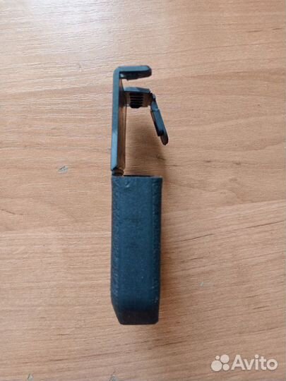 Кожух (накладка, пластик) на замок багажника