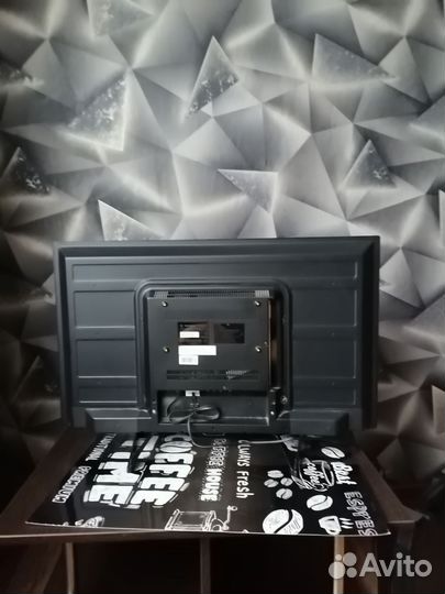 Телевизор Telefunken 33 дюйма