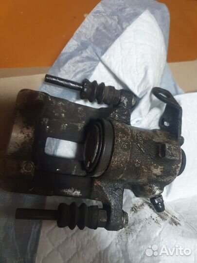 Суппорт задний левый volkswagen golf 4