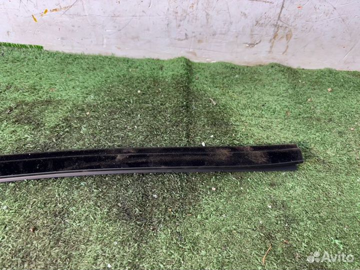 Бархотка внутренняя задняя правая Kia Sportage
