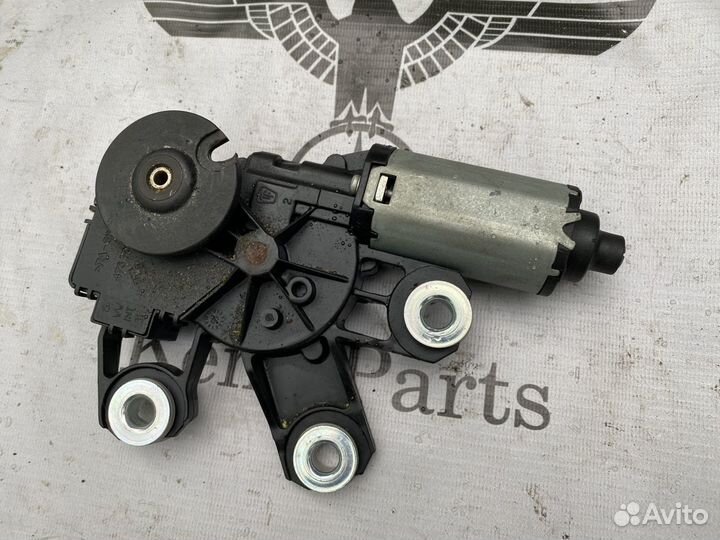 Моторчик заднего дворника Cayenne VW Touareg