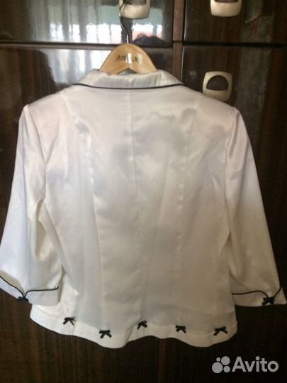 Костюм юбка и жакет