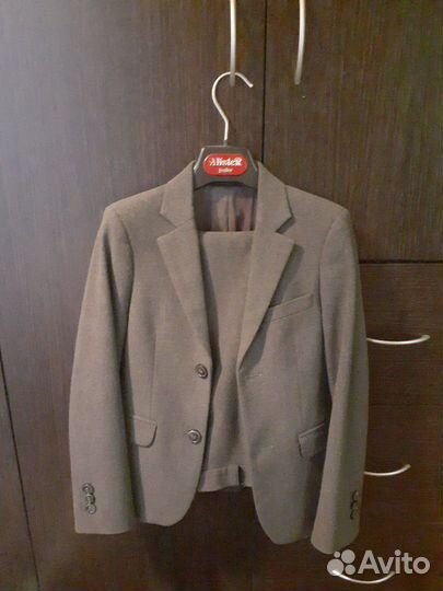 Школьный костюм