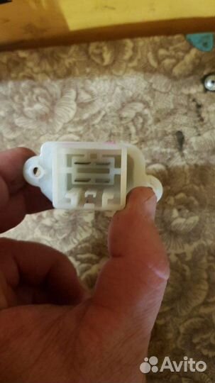 Резистор печки Ford Fusion 1.4 2007