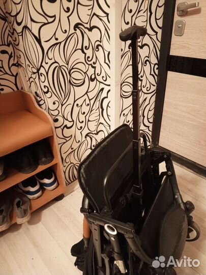 Коляска трость