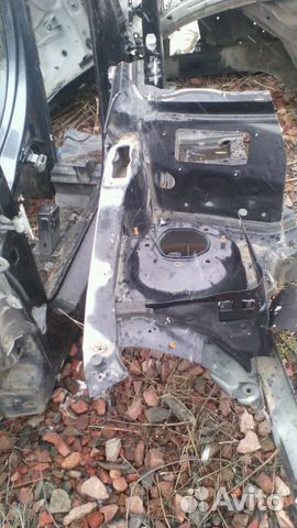 Четверть передняя правая Мерседес Е212 E212