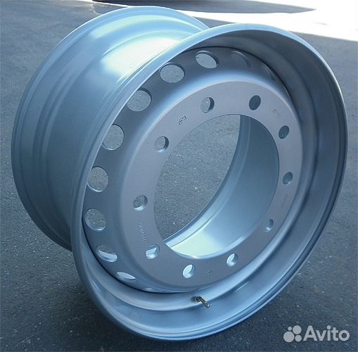 Новые грузовые колеса (шины и диски )