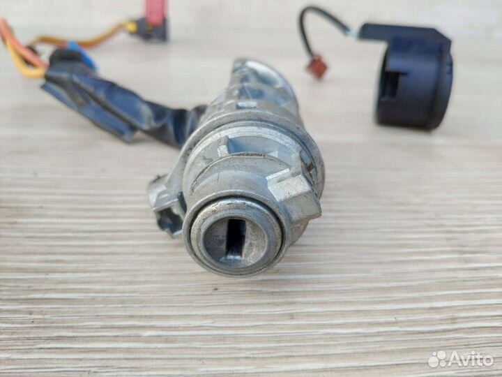 Замок зажигания ключ Peugeot 406 рестайлинг