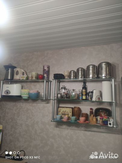 Полка настенная стеклянная