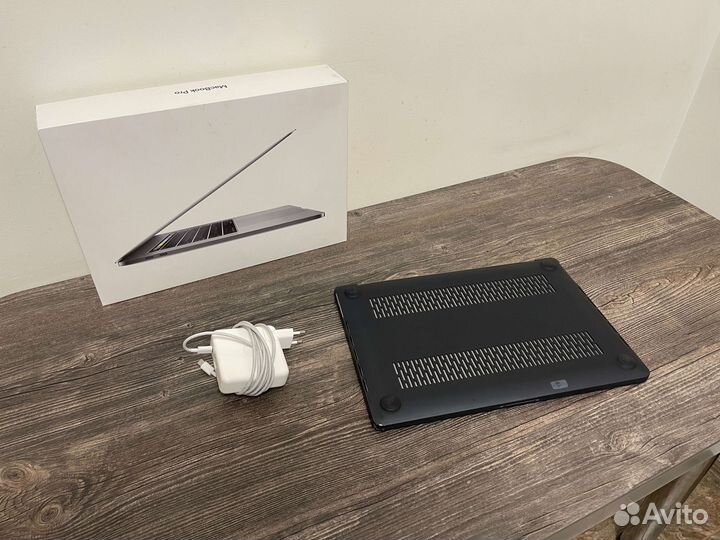 MacBook Pro 15 2017, i7 2.9GHz, 16гб, 500гб S Gray