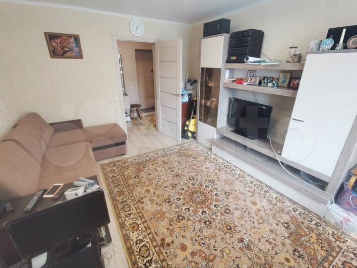 2-к. квартира, 54 м², 3/9 эт.