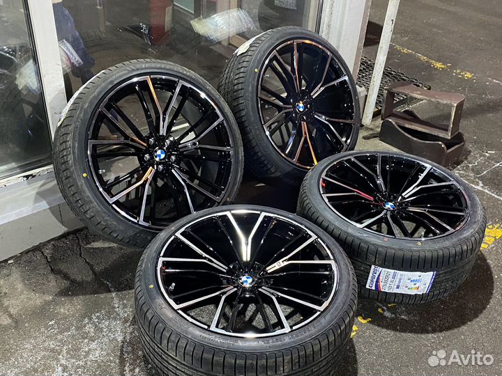 R21 Kinforest KF550-UHP 245/40, PCD 5x112 DIA 66.6