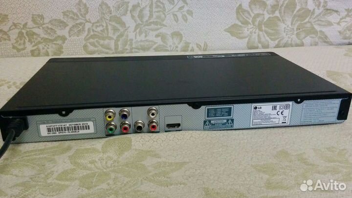 DVD плеер LG DP437H