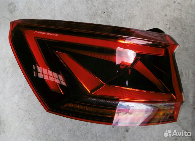 Фонарь задний левый VW touareg 3 LED matrix euro
