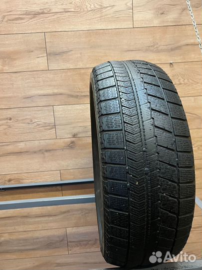 Bridgestone Blizzak VRX 225/60 R17