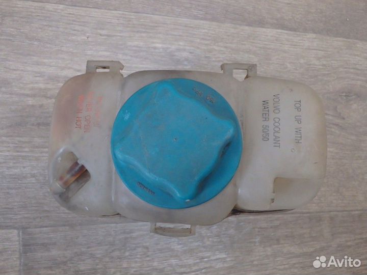 Бачок расширительный volvo C70