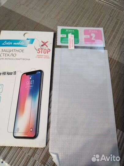 Защитное стекло на honor V9 новое