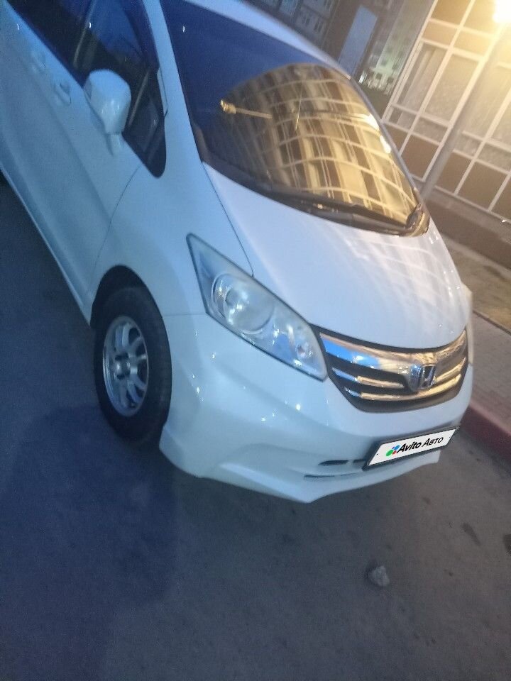 Honda Freed: фото владельца