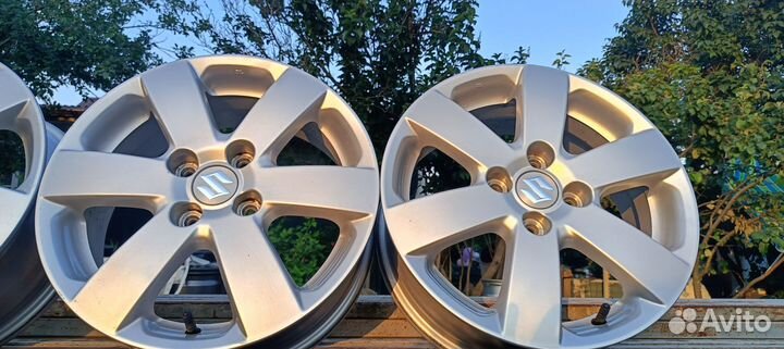 Оригинал Suzuki R15/4*100 ET+45