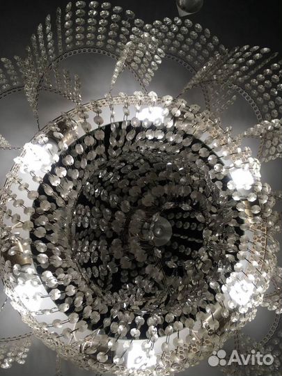 Люстра хрусталь. 73 х 31 см. На 6 ламп