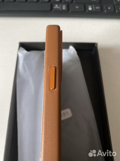 iPhone 13 pro Leather case чехол
