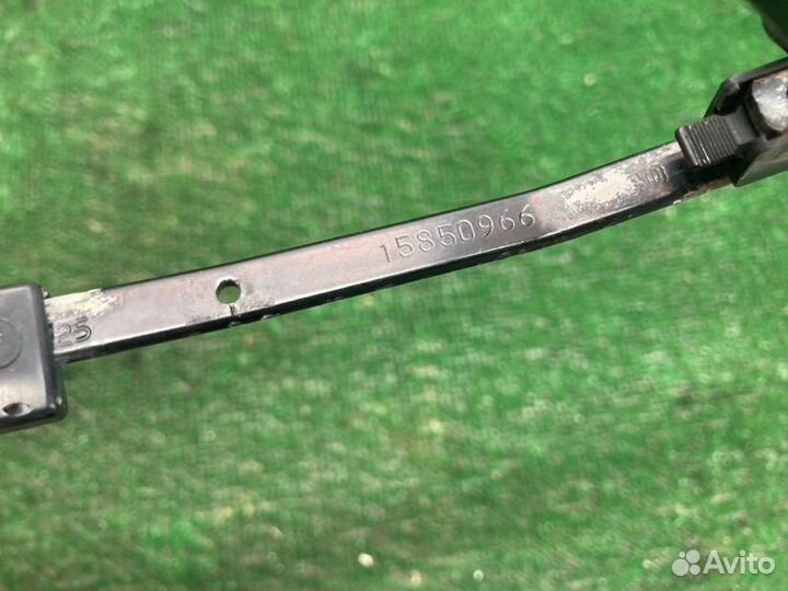 Поводок стеклоочистителя задний Chevrolet