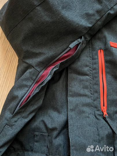 Комбинезон для сноуборда