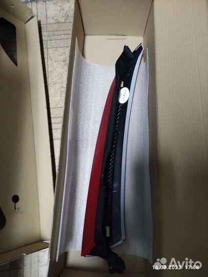 Фонарь задний левый верхний Вольво XC90