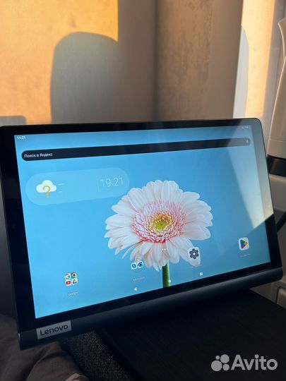 Планшет Lenovo yoga