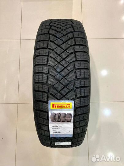 Pirelli Ice Zero FR 225/65 R17 92W