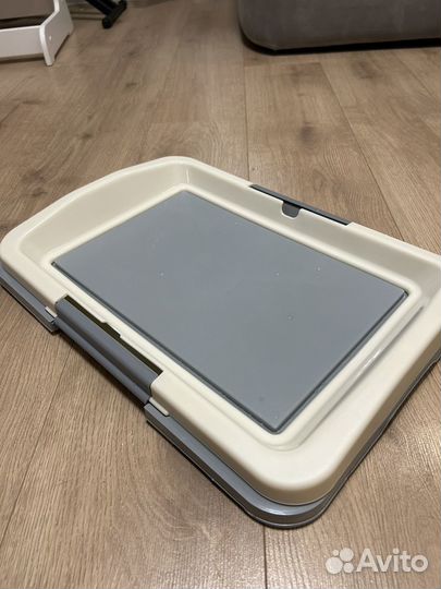 Лоток для собак под пеленку