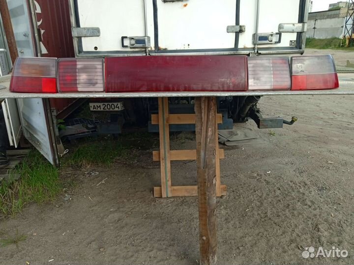 Фары задние