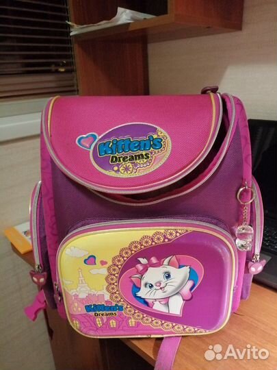 Рюкзак школьный