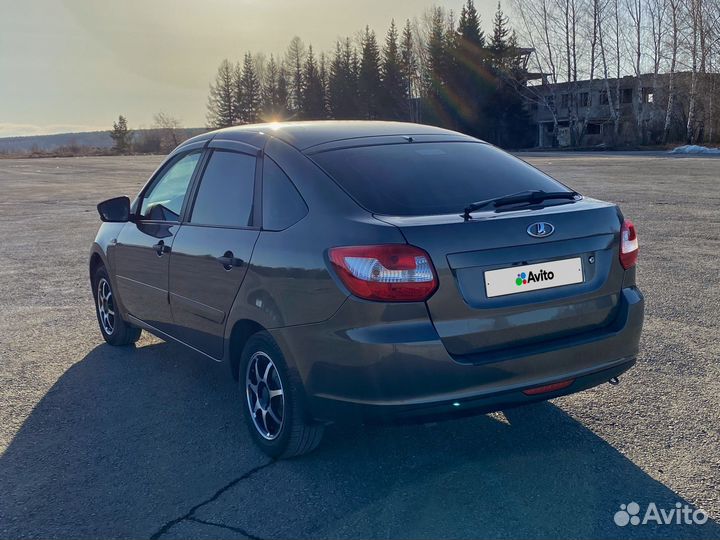 LADA Granta 1.6 МТ, 2018, 40 000 км