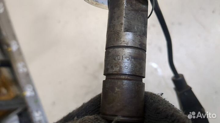 Форсунка топливная Audi A4 (B5)