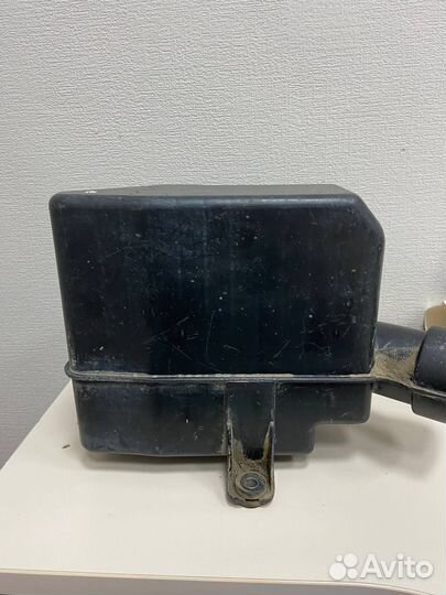 Резонатор воздушного фильтра Kia Sportage 2