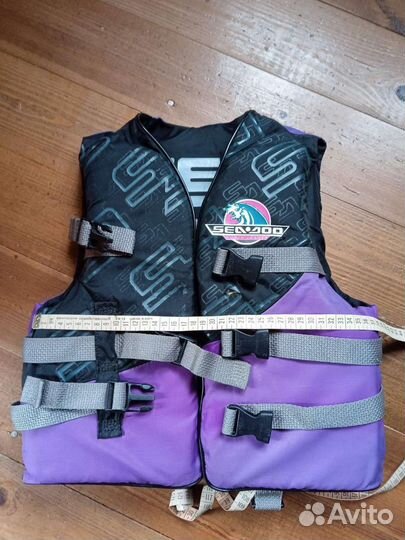 Спасательный жилет гидрожилет SEA-DOO б/у
