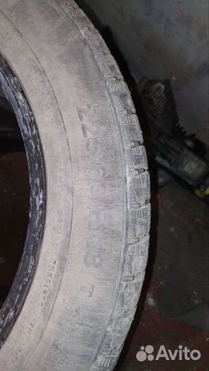 Continental Conti4x4IceContact 225/60 R18