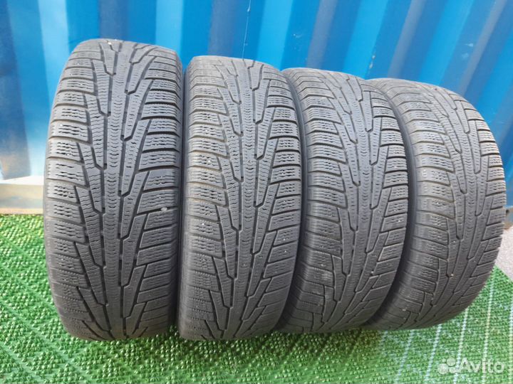 Nokian Tyres Hakkapeliitta R 205/60 R16 106R