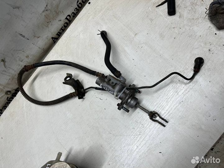 Цилиндр сцепления Lancer ix 9 Лансер 9